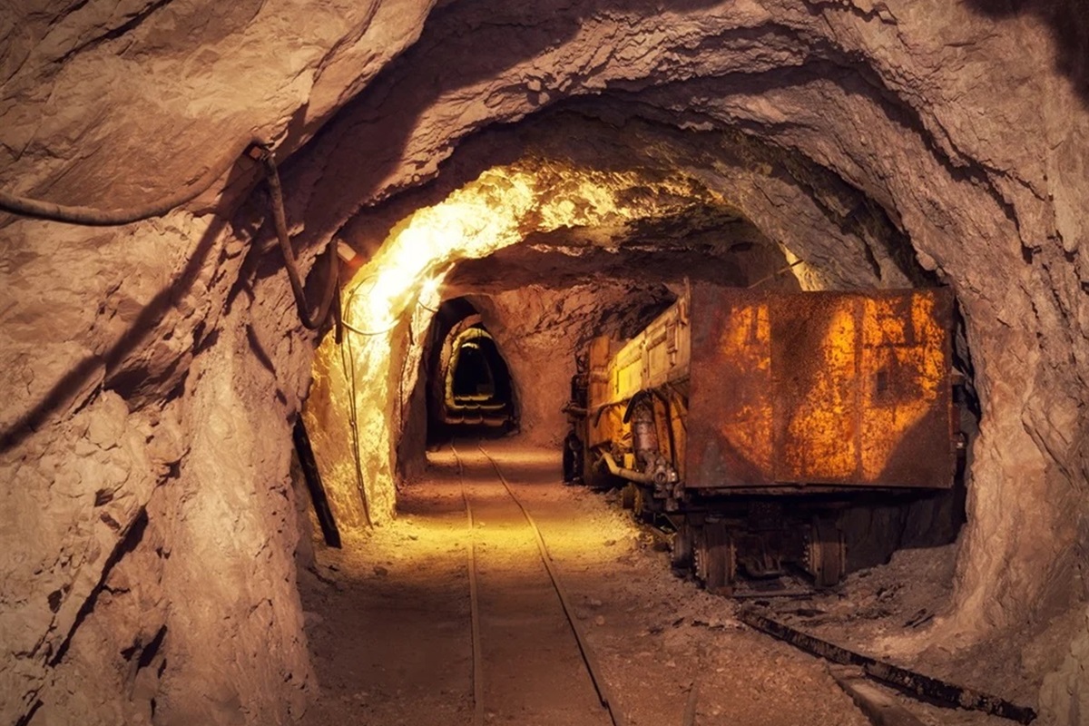 Attorneys mining consultancy (2)